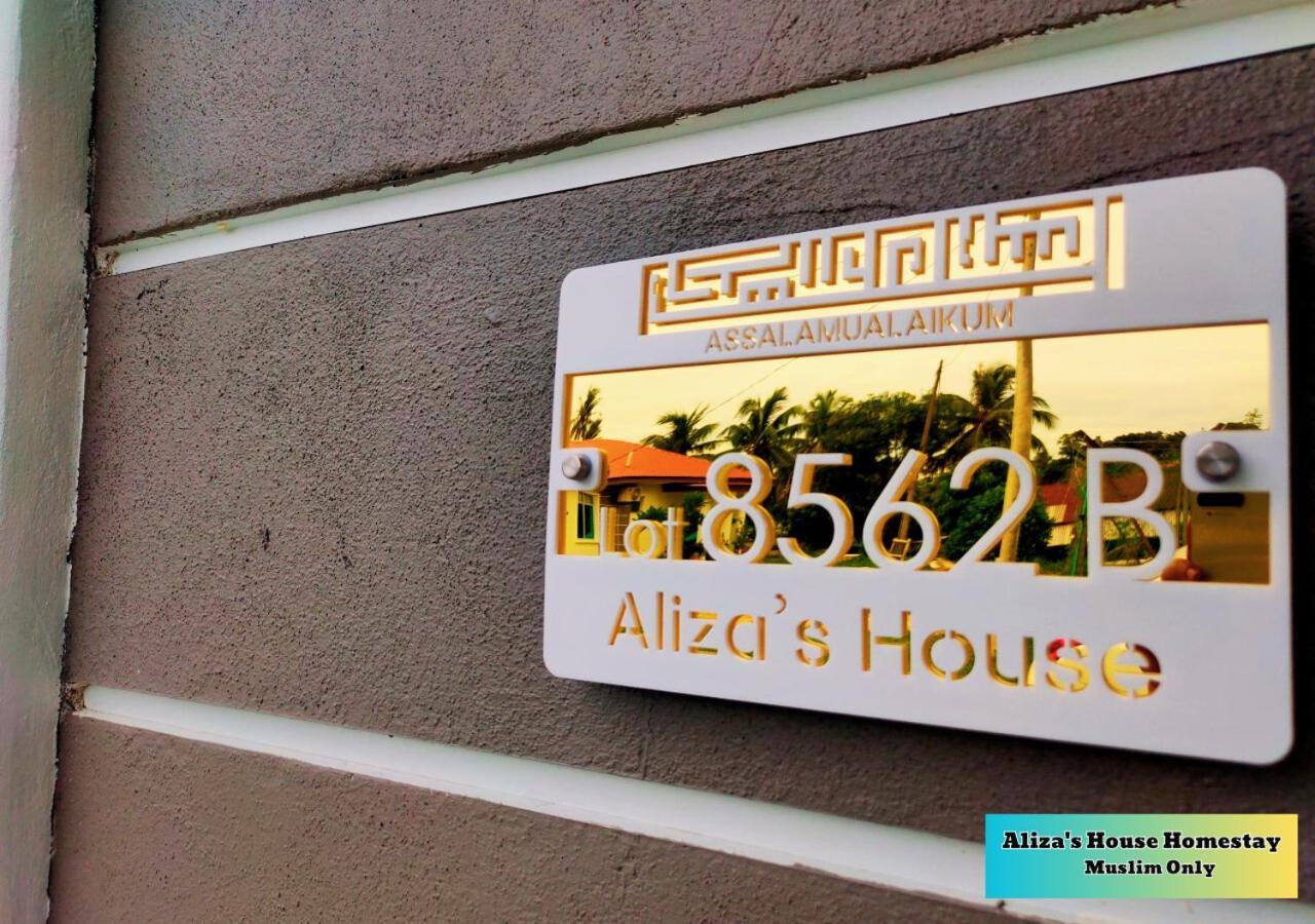 Aliza'S House Homestay Pd Mini Bungalow Port Dickson Exterior foto
